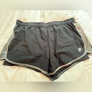 Fila Women's Black and Silver Shorts w/sewn in spandex shorts- sz XL